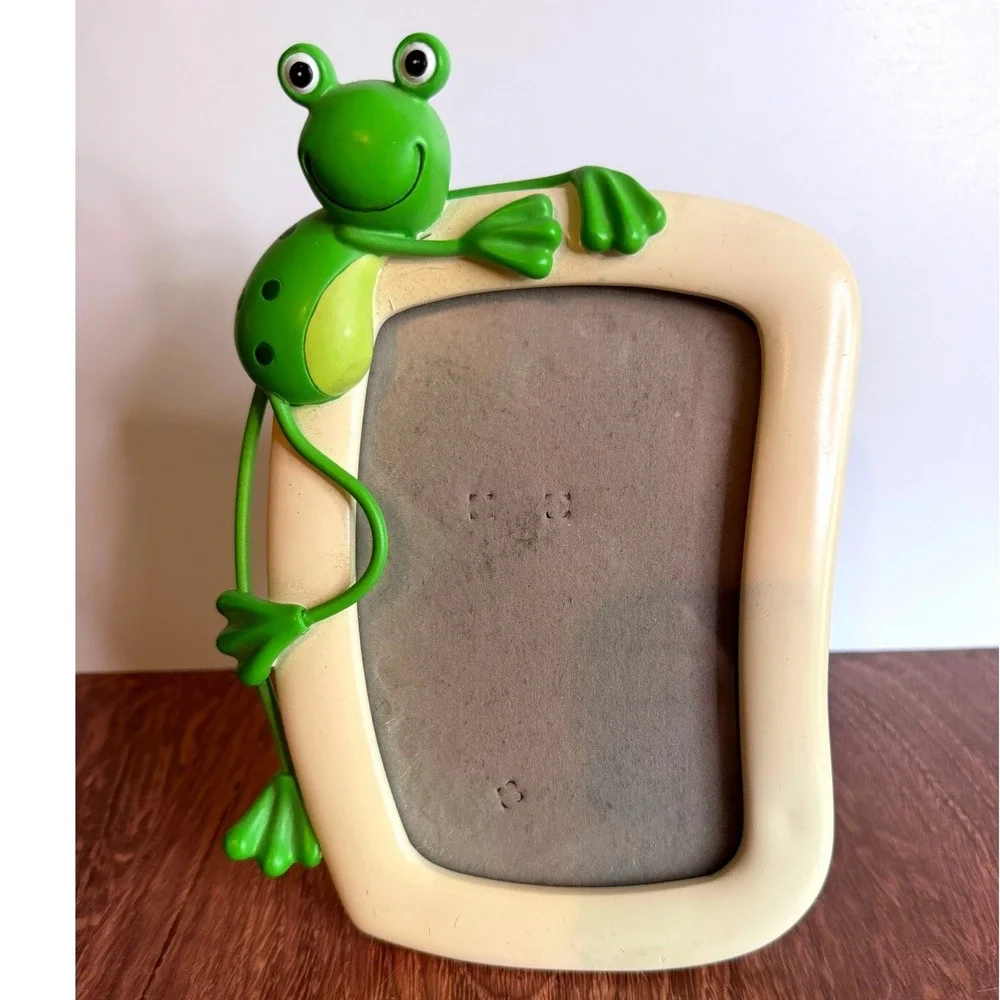 Vintage Y2K Kohls Frog Picture Frame Whimsical Cottagecore Green Decor